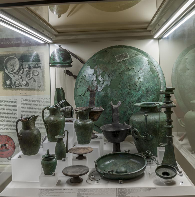 Vulci, una necropoli etrusca