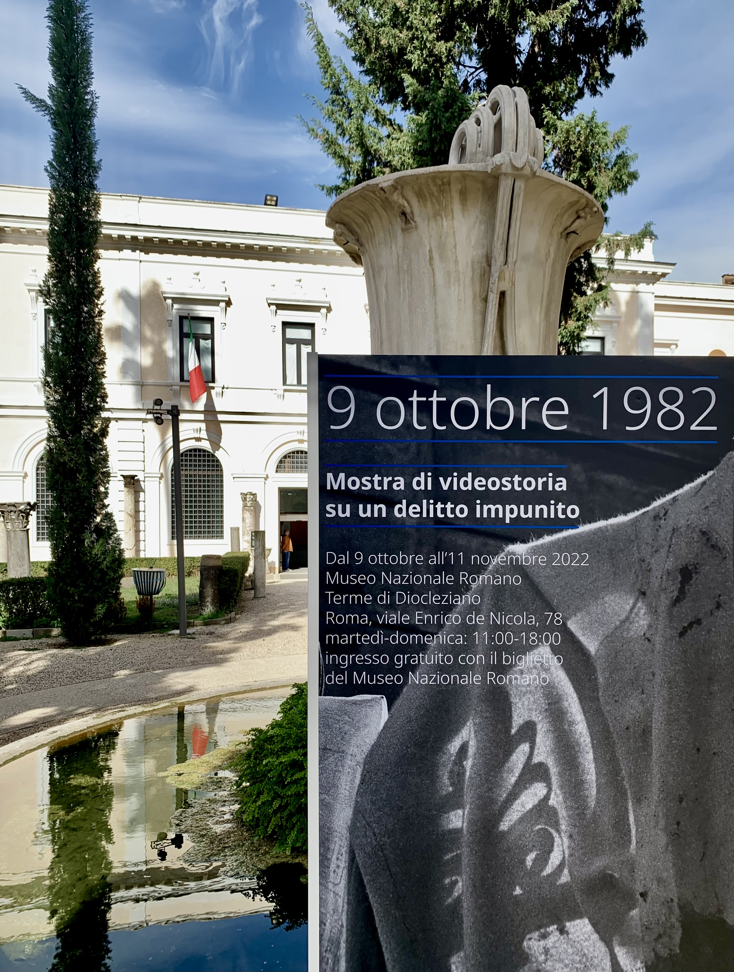 9 ottobre1982 | storia visuale di un delitto impunito Un saggio di storia in forma di mostra