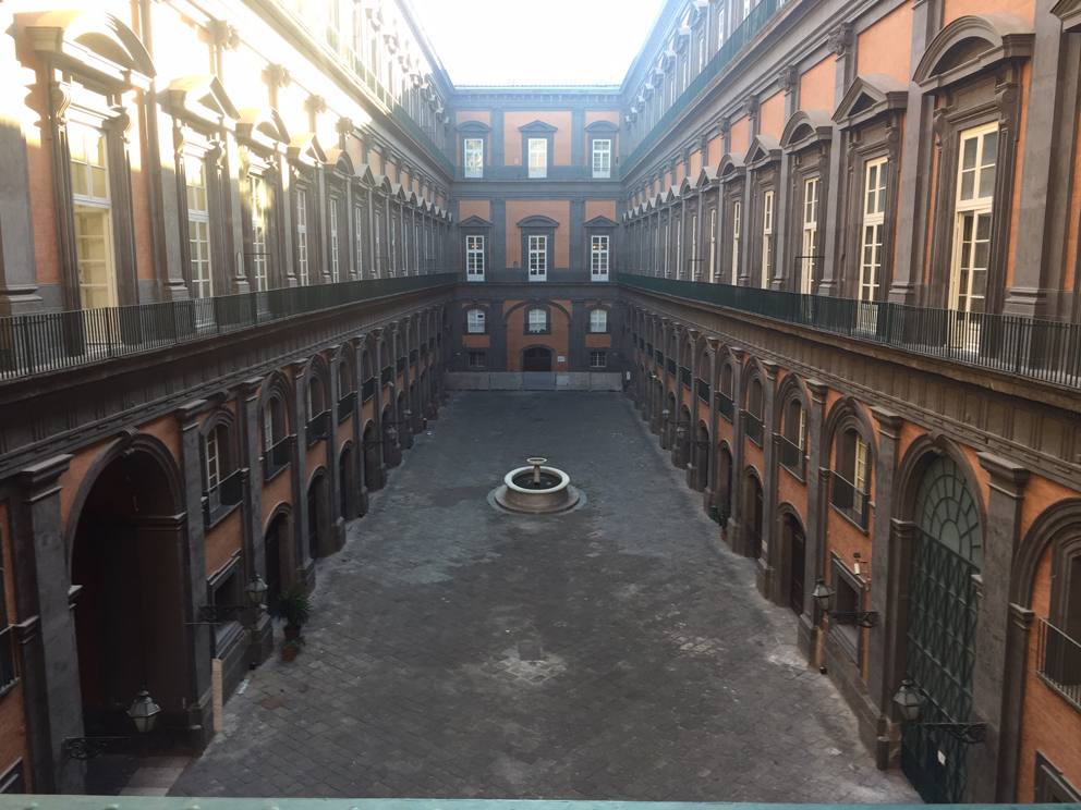 Domenica di Carta 2020 - La Soprintendenza archivistica e bibliografica della Campania partecipa alla visita guidata presso la Biblioteca Nazionale "Vittorio Emanuele III" di Napoli