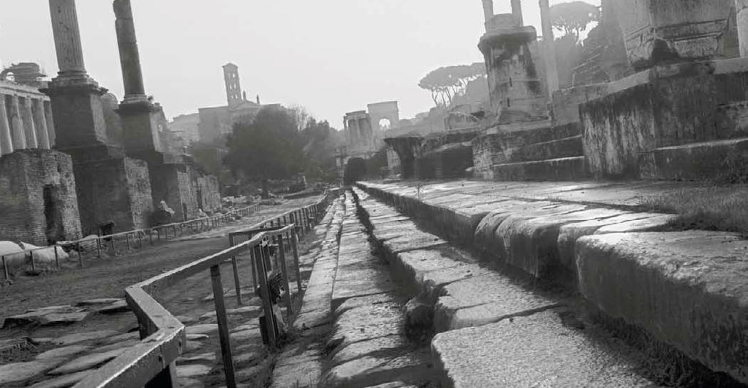 Josef Koudelka. Radici Evidenza della storia, enigma della bellezza