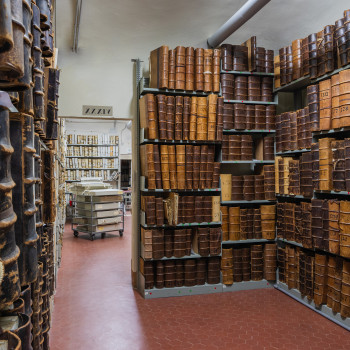 Panoramica dei depositi dell'Archivio di Stato di Bologna